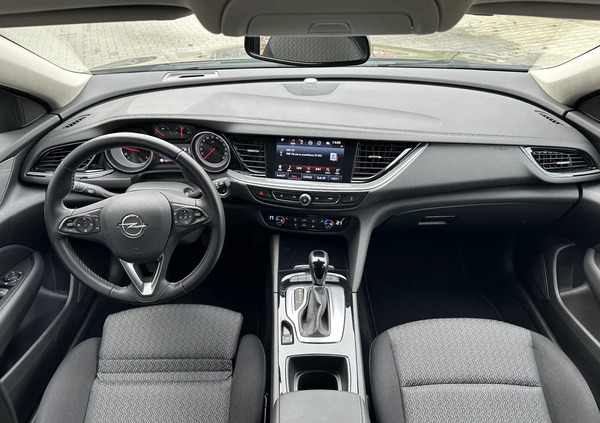 Opel Insignia cena 51900 przebieg: 168000, rok produkcji 2018 z Drohiczyn małe 92
